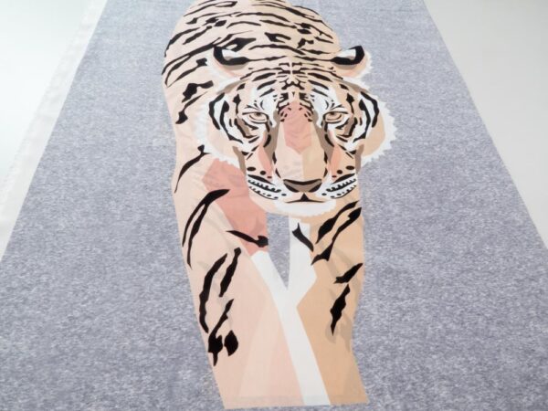 Stoff Seide Girani Big Tiger - Rapport 83cm – Bild 2