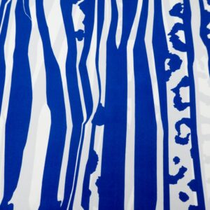 Stoff Seide blau/weiss Strichwald