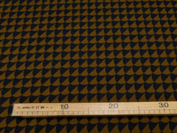 Stoff Romanitjersey Fico d India Wellenmuster caramelbraun-schwarz – Bild 4
