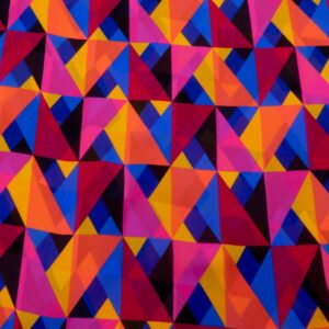 Stoff Krepp de Chine Viskose Vera Lavabile multicolor Dreiecke