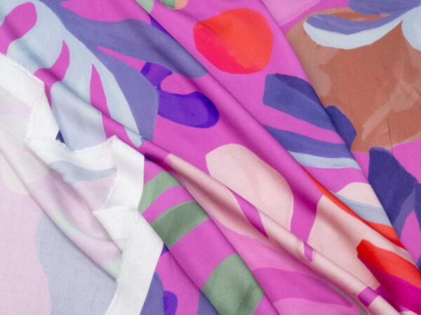 Stoff Viskosesatin Blätter pastellfuchsia-salbeigrün-orangerot – Bild 2