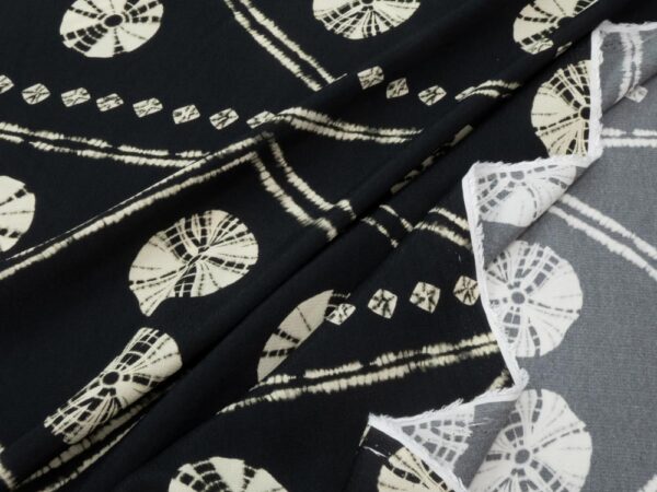 Stoff Viskosekrepp schwarz Batik – Bild 2