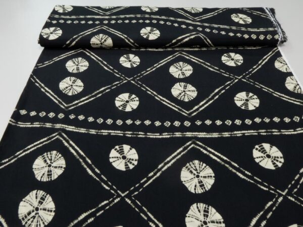 Stoff Viskosekrepp schwarz Batik – Bild 3