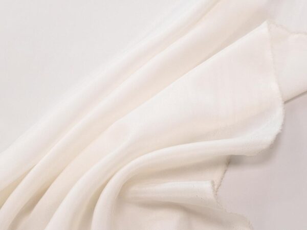 Stoff Seide Krepp de Chine gefärbt creme white – Bild 2