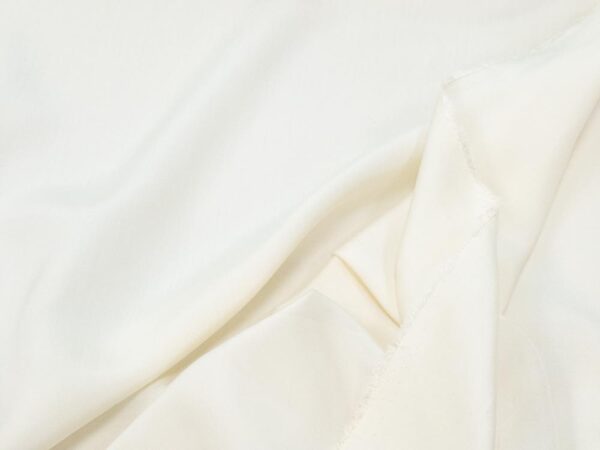 Stoff Seide Marocain gefärbt creme white – Bild 2
