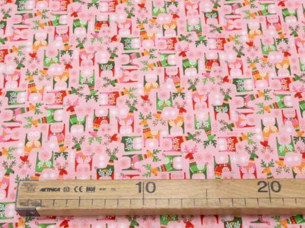Stoff Christmas Brights Weihnachten Renntiere rosa – Bild 4