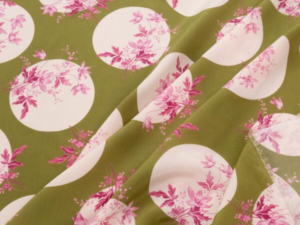 Stoff Posey Polka Kensington Crepe de Chine olivegrün – Bild 2