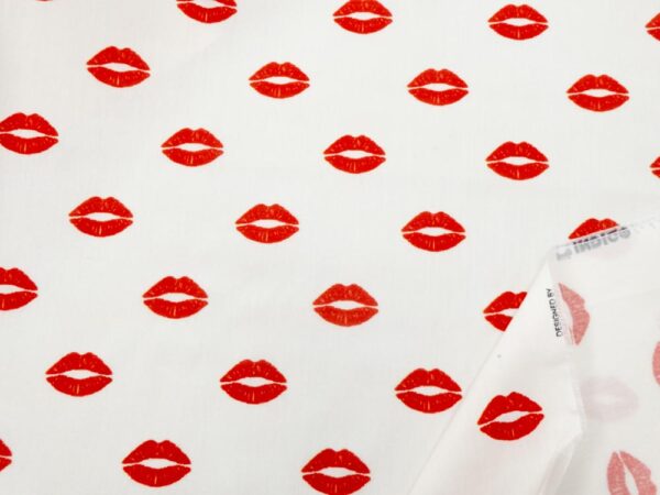 Stoff BWPopeline Lippen rot