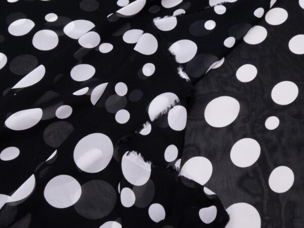 Stoff Chiffon Viskose schwarz weisse Punkte – Bild 3