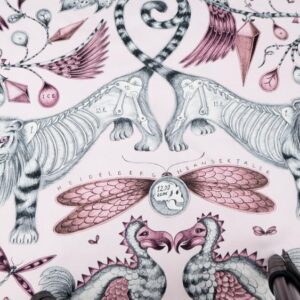 Stoff Extinct pink (Emma Shipley)