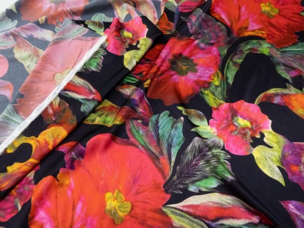 Stoff Seidensatin schwarz Blumen XXL – Bild 3