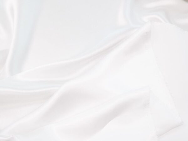 Stoff Seidensatin schneeweiss – Bild 2