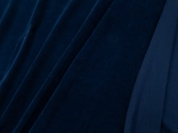 Nicki uni Gibraltar Blau